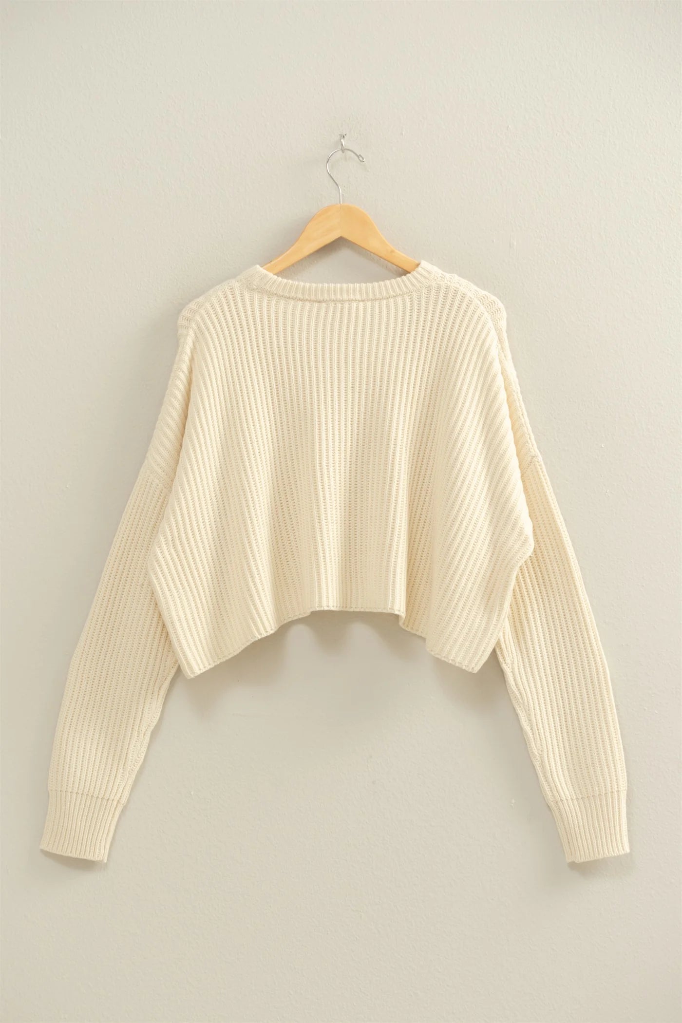 The Autumn Cropped Knit Sweater With Crew Neck
