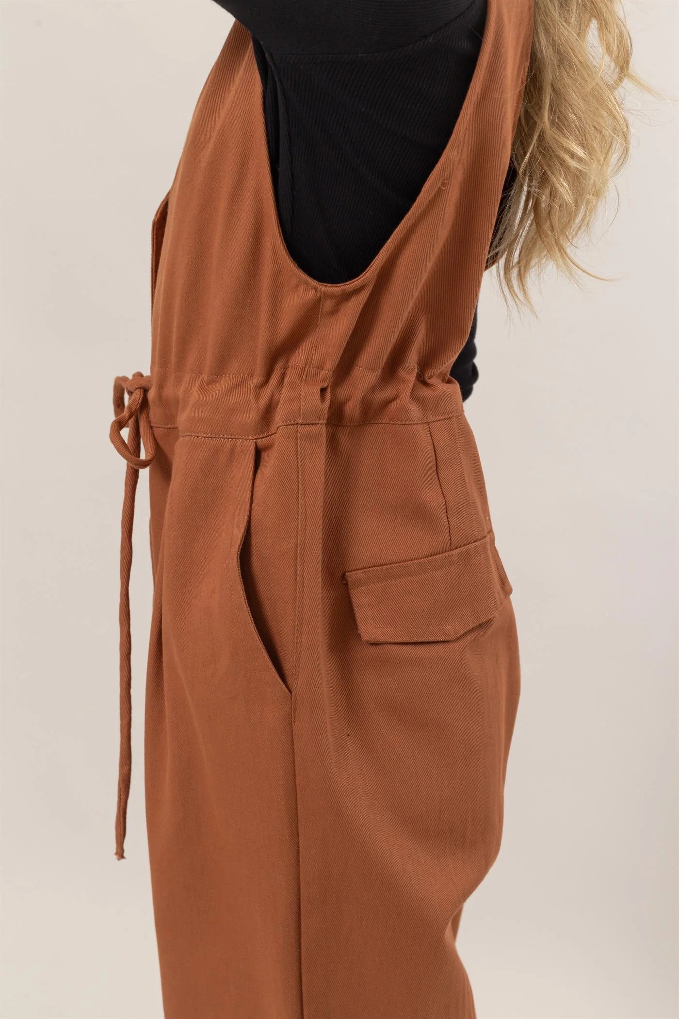 The Lorelai Twill Sleeveless Jumpsuit