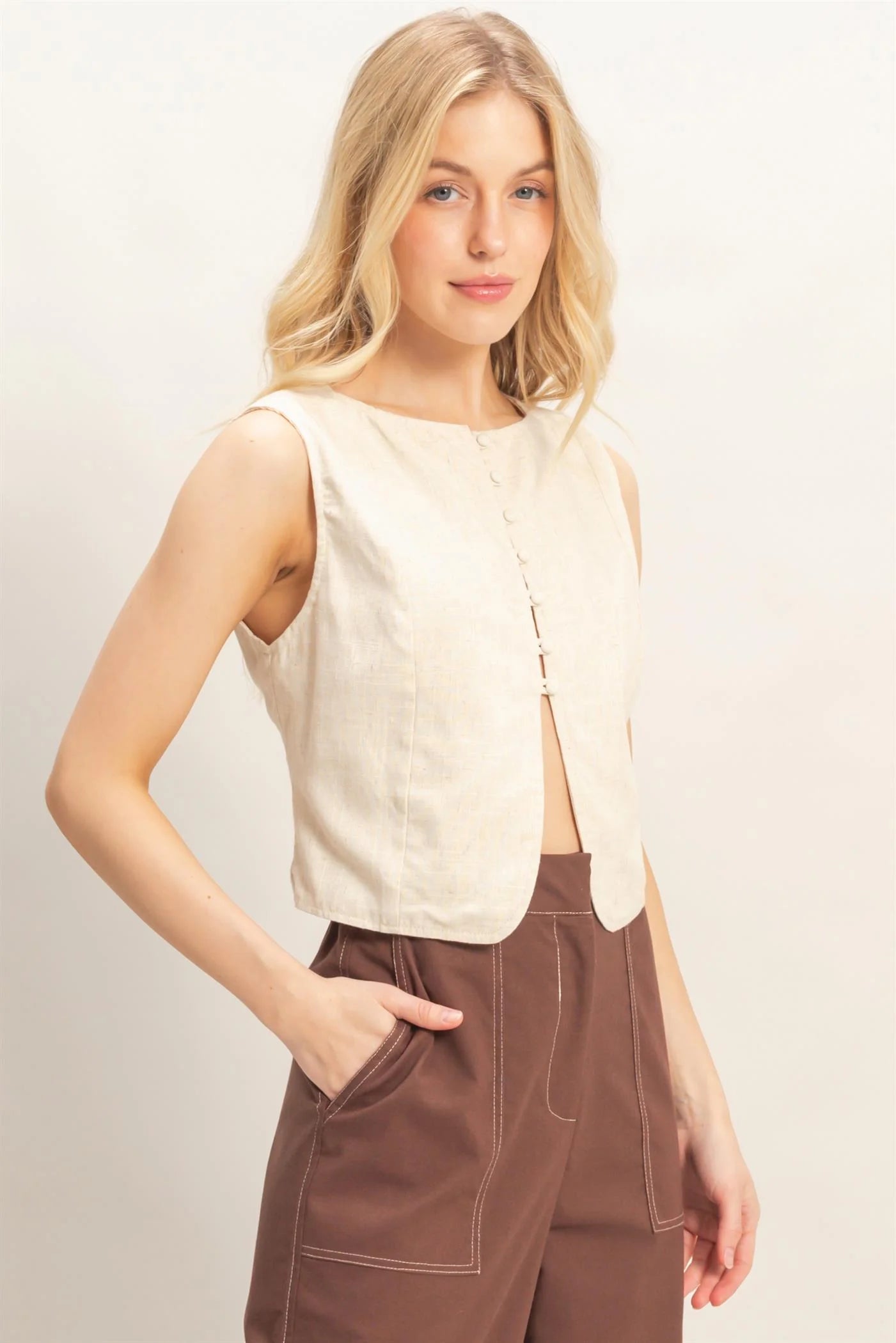 The Maris | Sleeveless Button Front Top