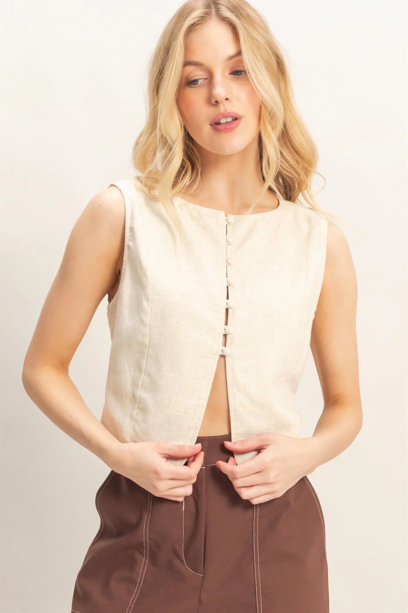 The Maris | Sleeveless Button Front Top